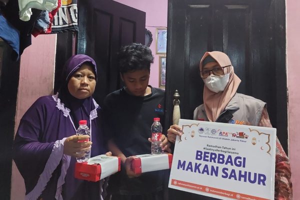Makan Sahur untuk Yatim dan Dhuafa