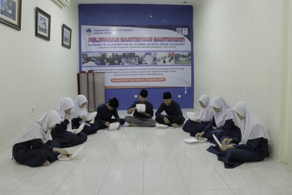 anak yatim puasa